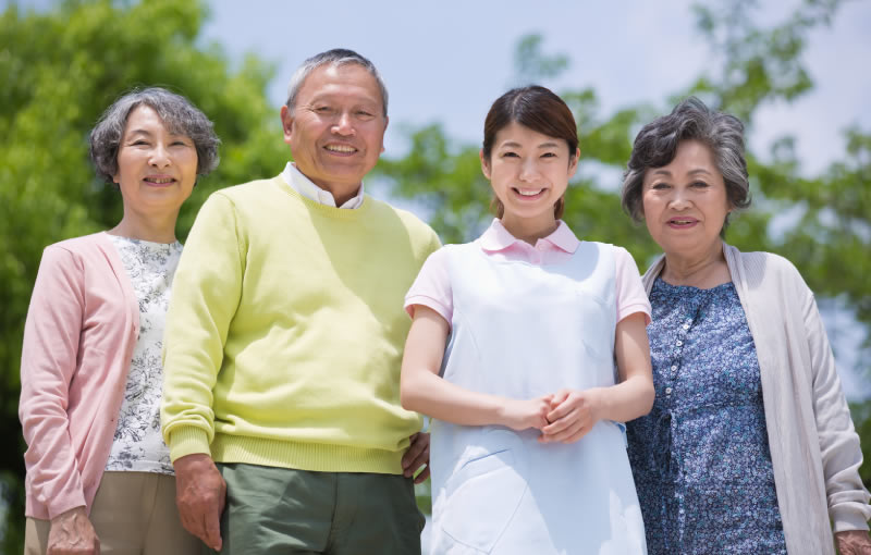 70歳の平均年収 男女別 都道府県別 学歴別 年収ガイド