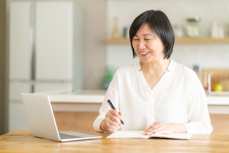 給与明細の法律上の保管期間や保管方法 処分のタイミングを解説 年収ガイド